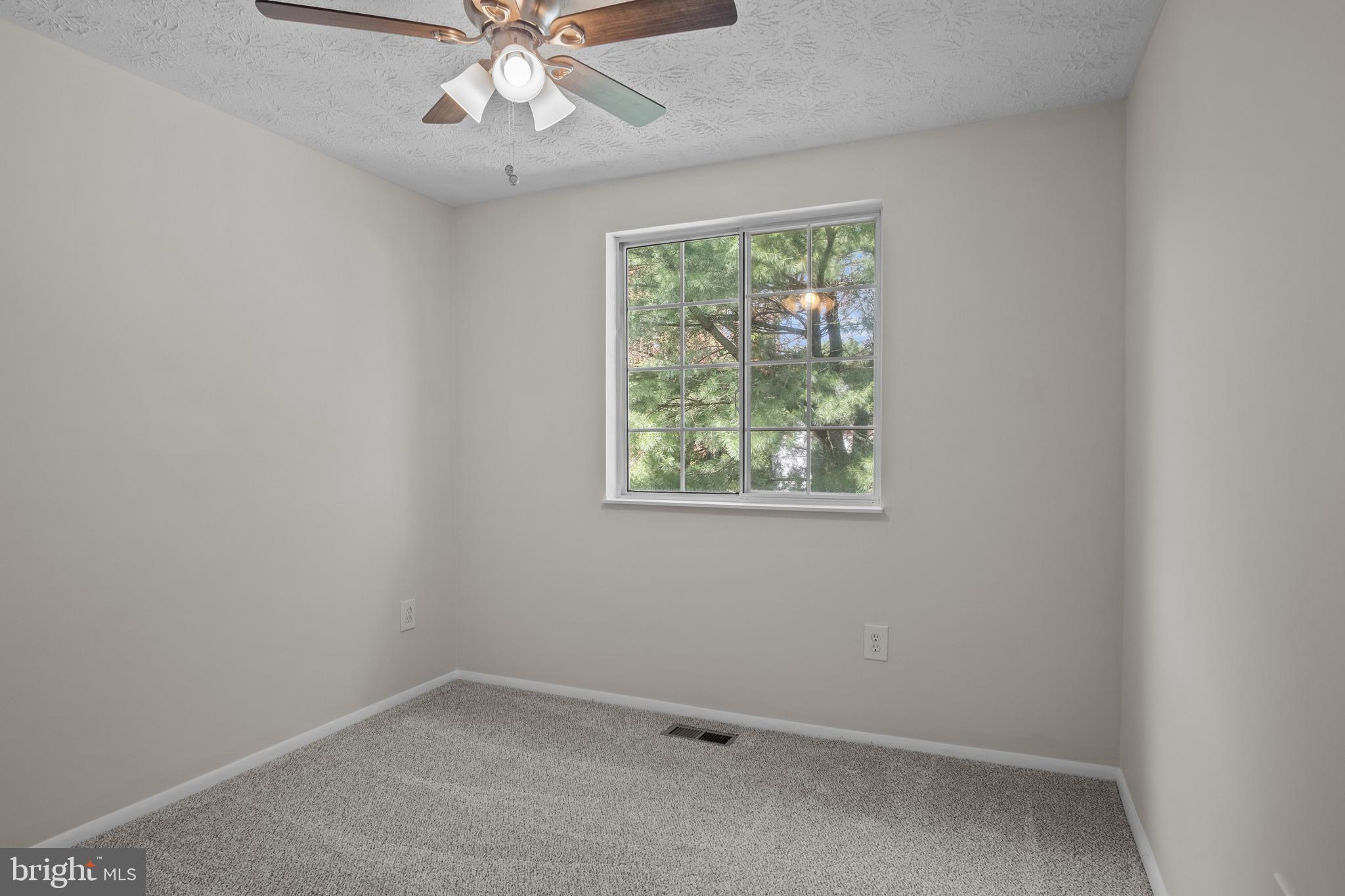 MURRAY HILL - Residential