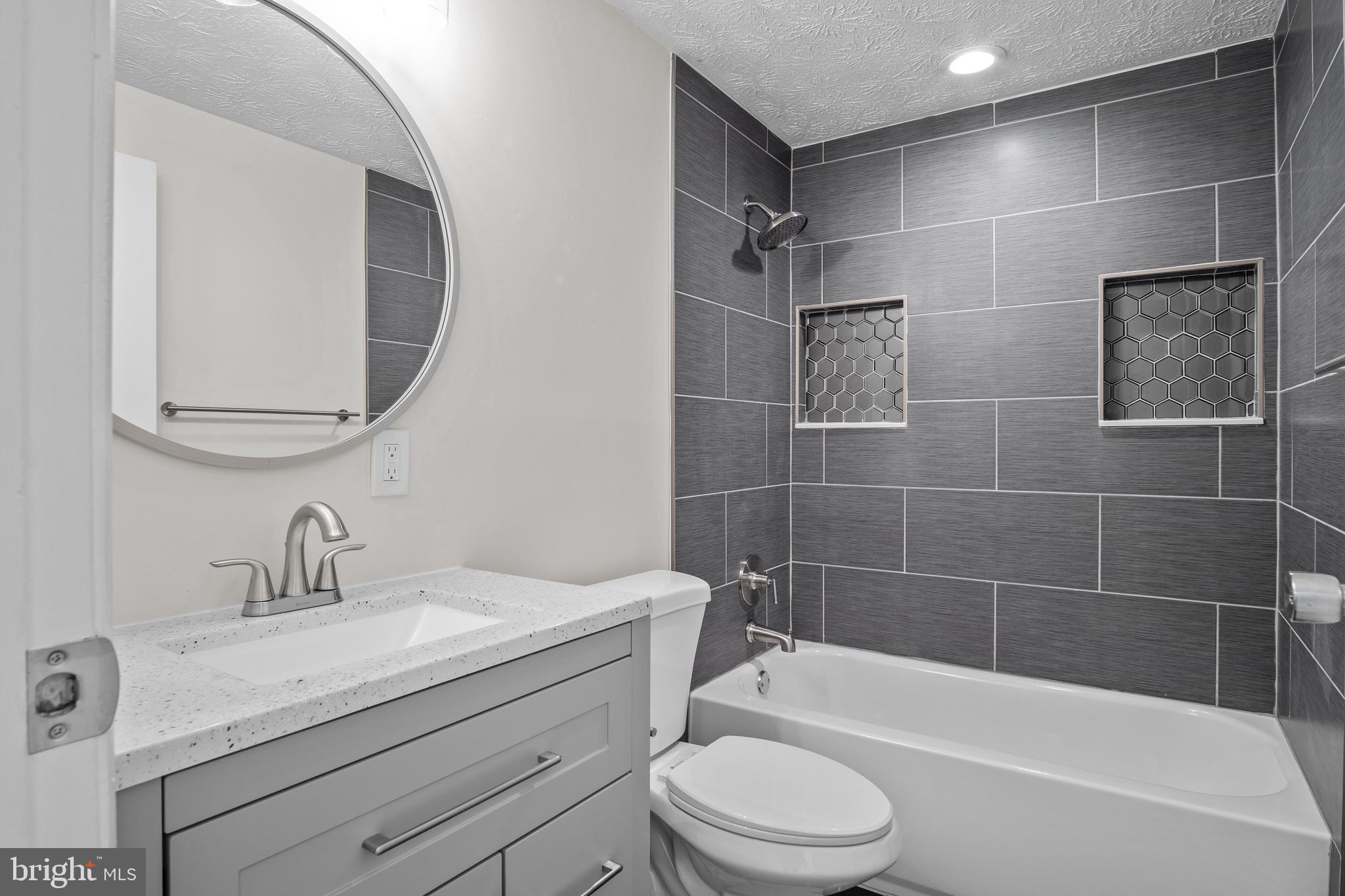 MURRAY HILL - Residential