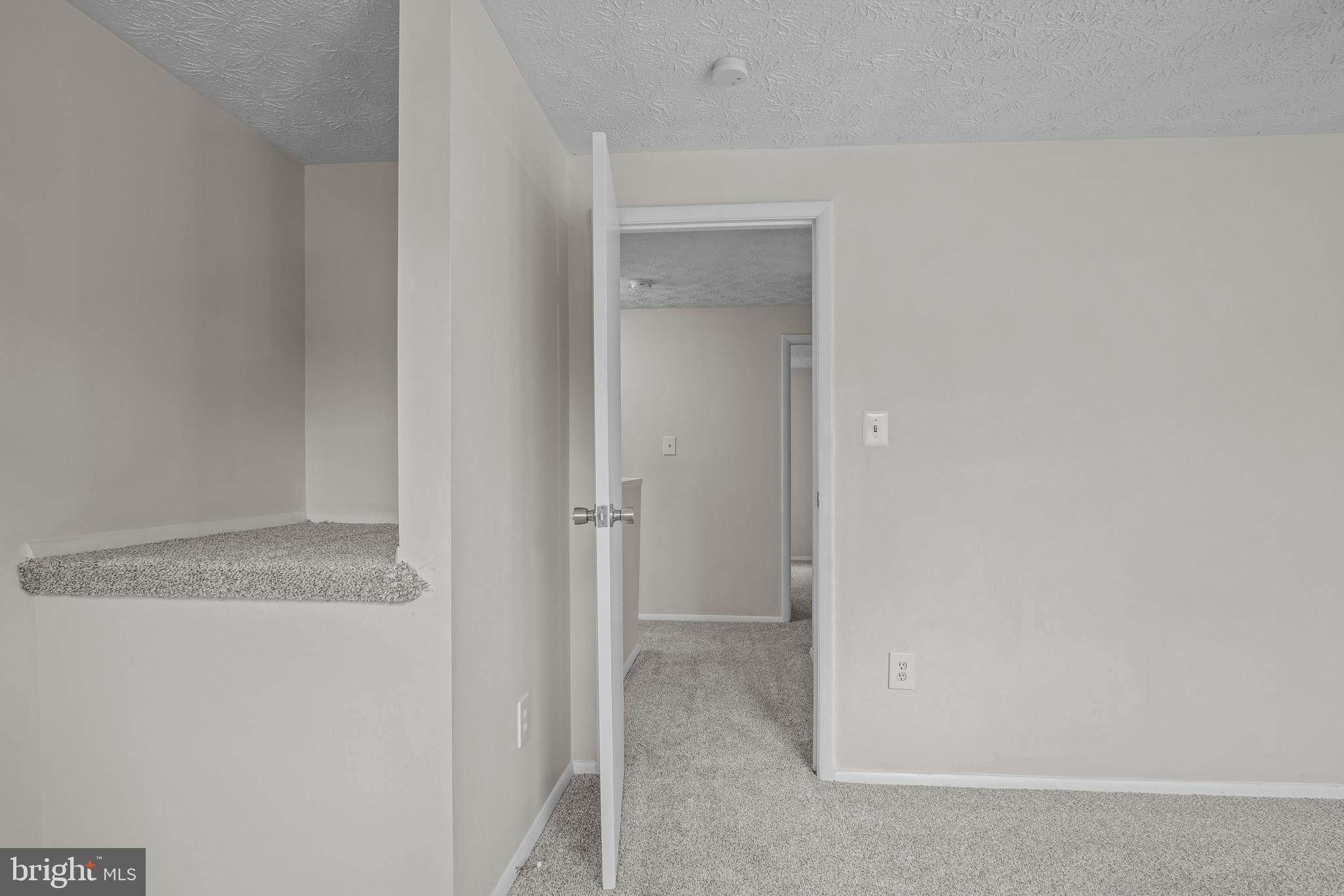 MURRAY HILL - Residential