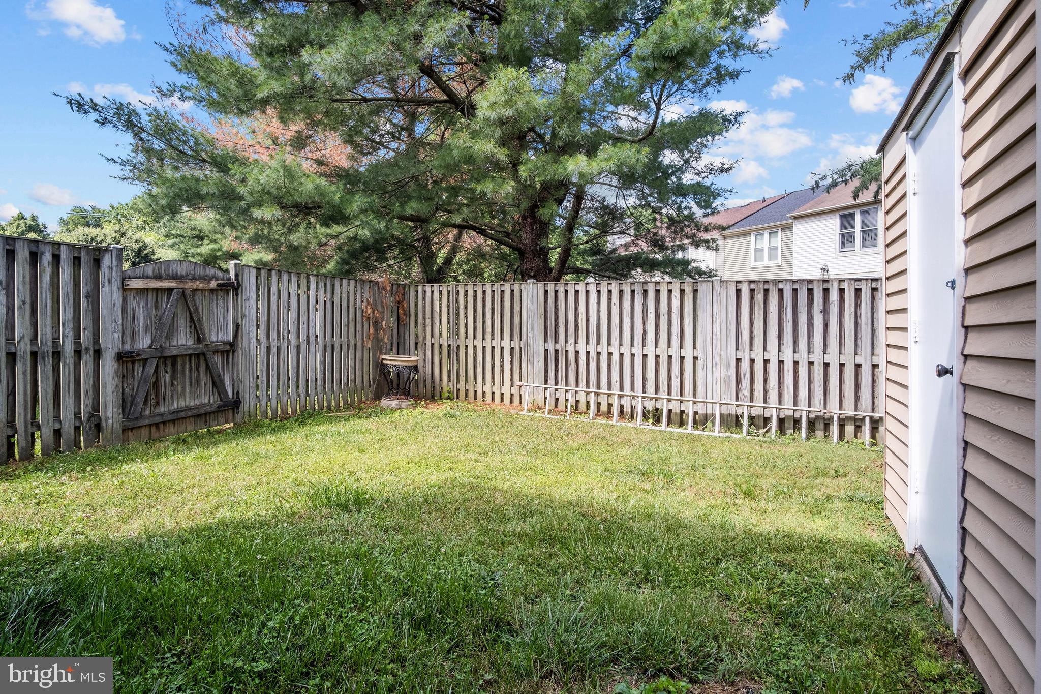 MURRAY HILL - Residential