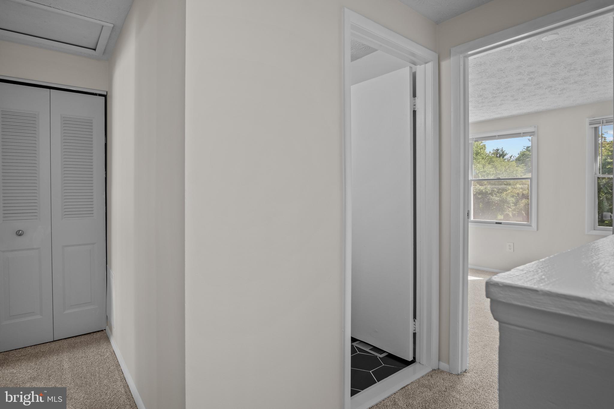 MURRAY HILL - Residential