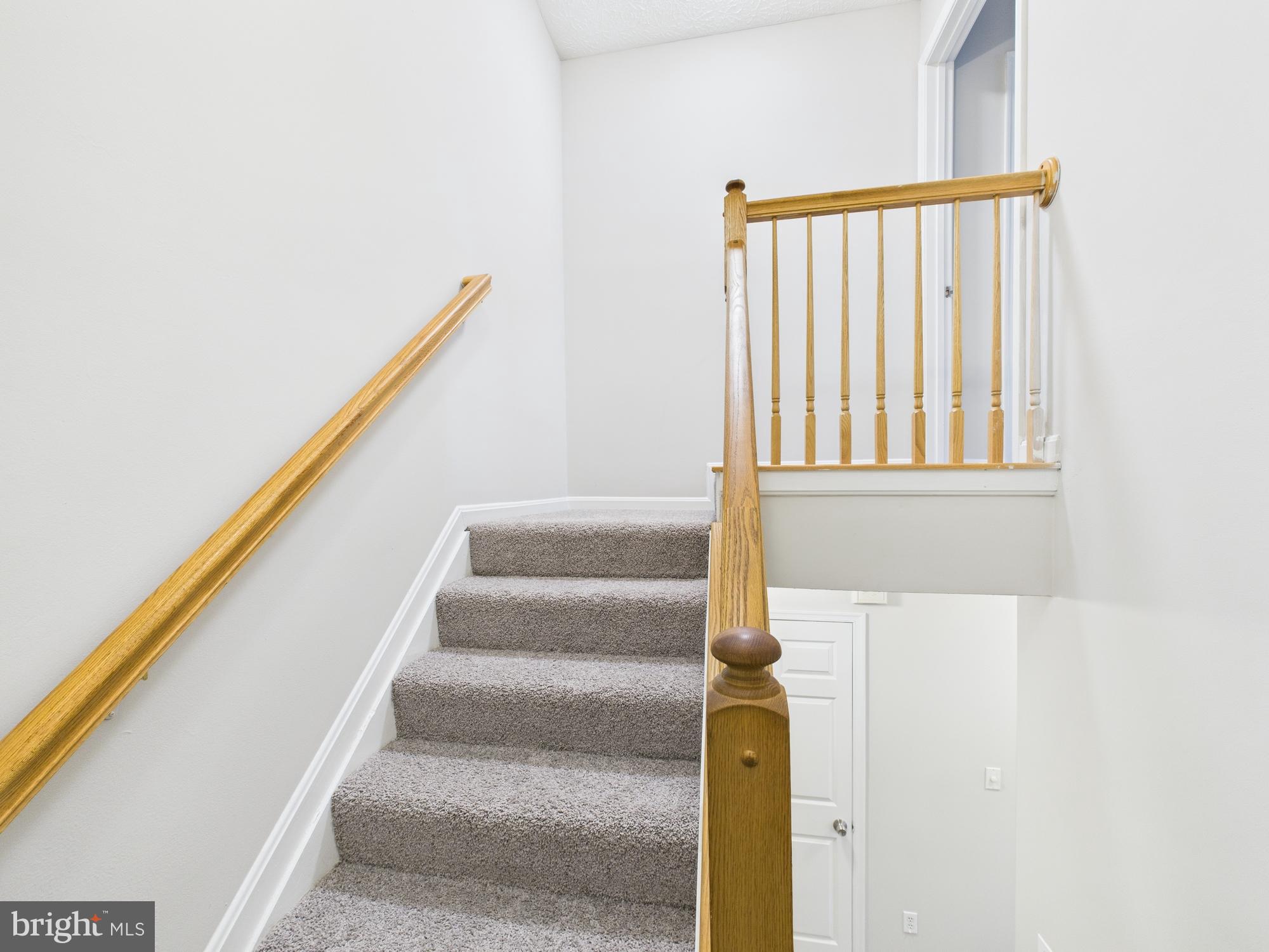 ASBURY WOODS - Residential