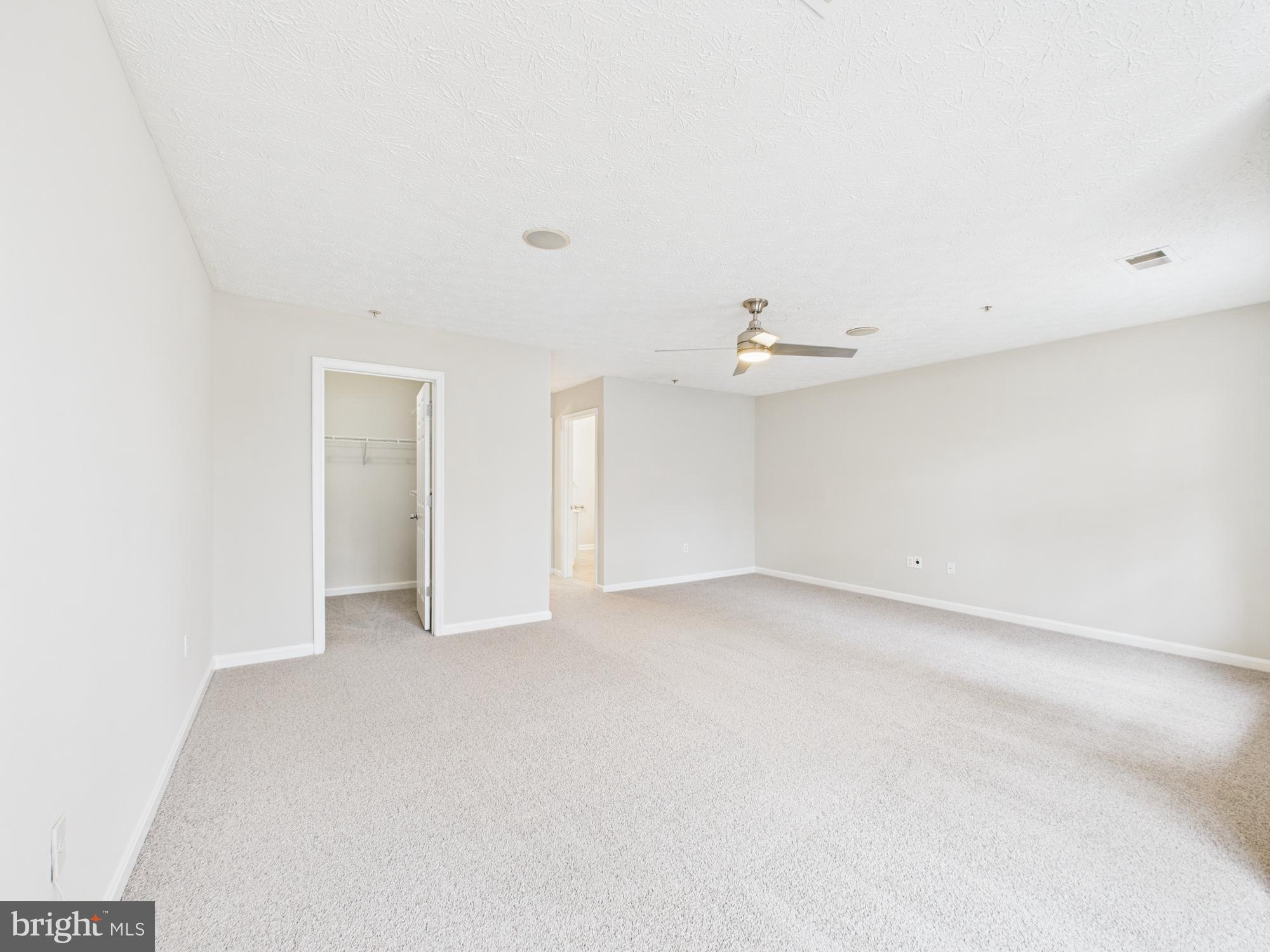 ASBURY WOODS - Residential