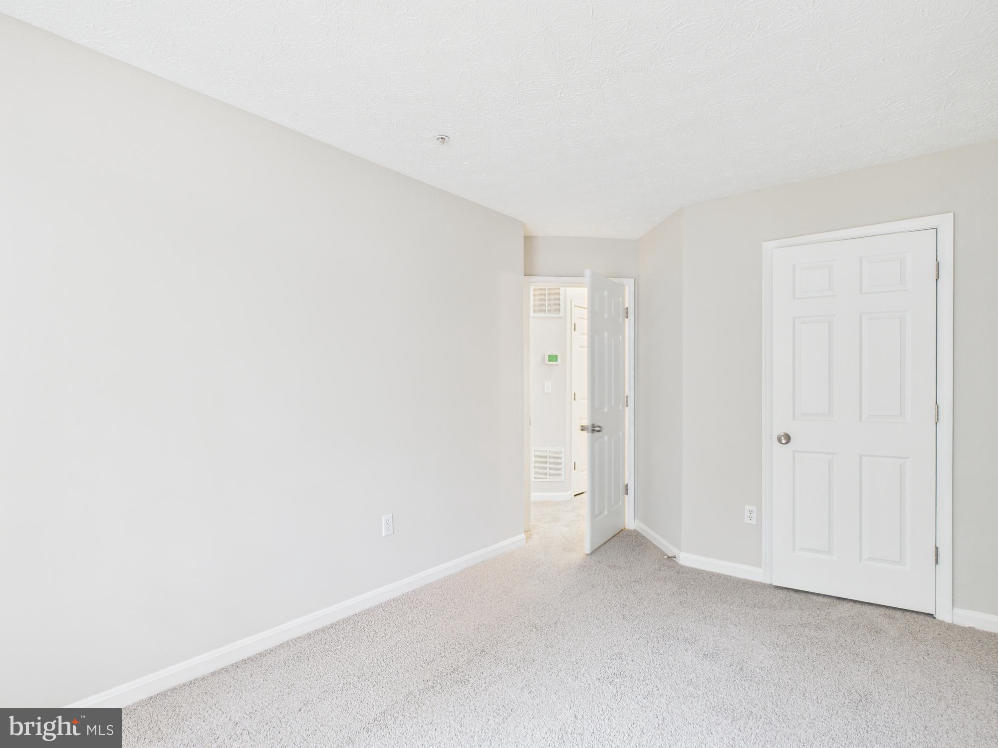 ASBURY WOODS - Residential