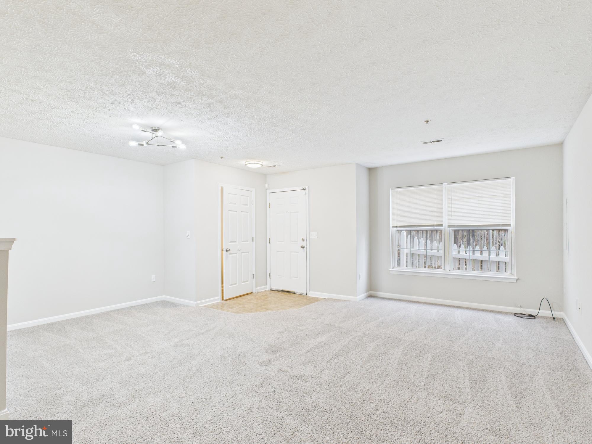 ASBURY WOODS - Residential