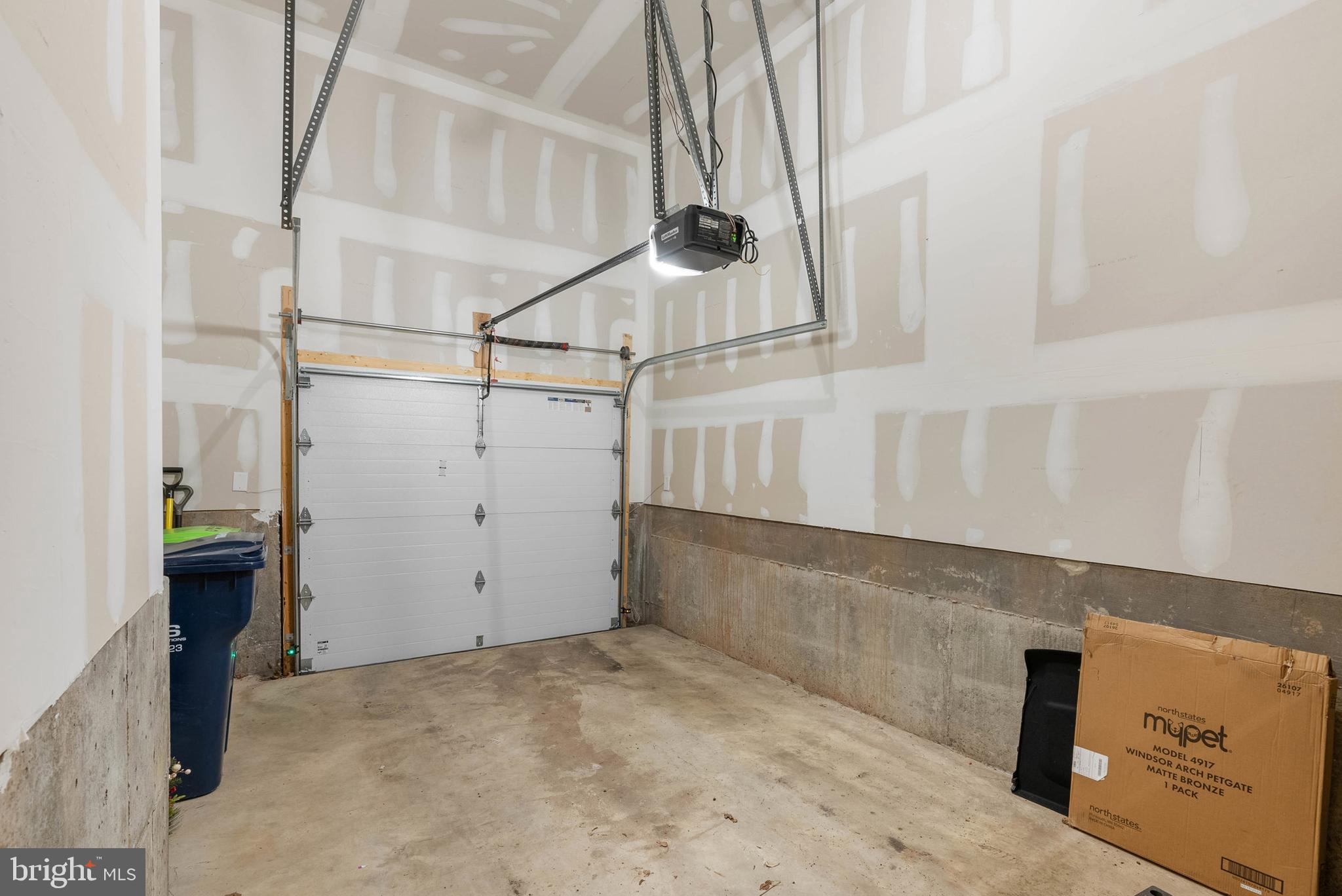 OVERLOOK AT TOWN CENTER - Residential