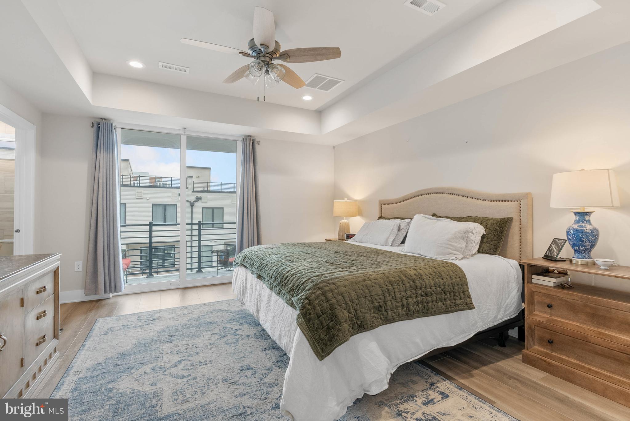 OVERLOOK AT TOWN CENTER - Residential