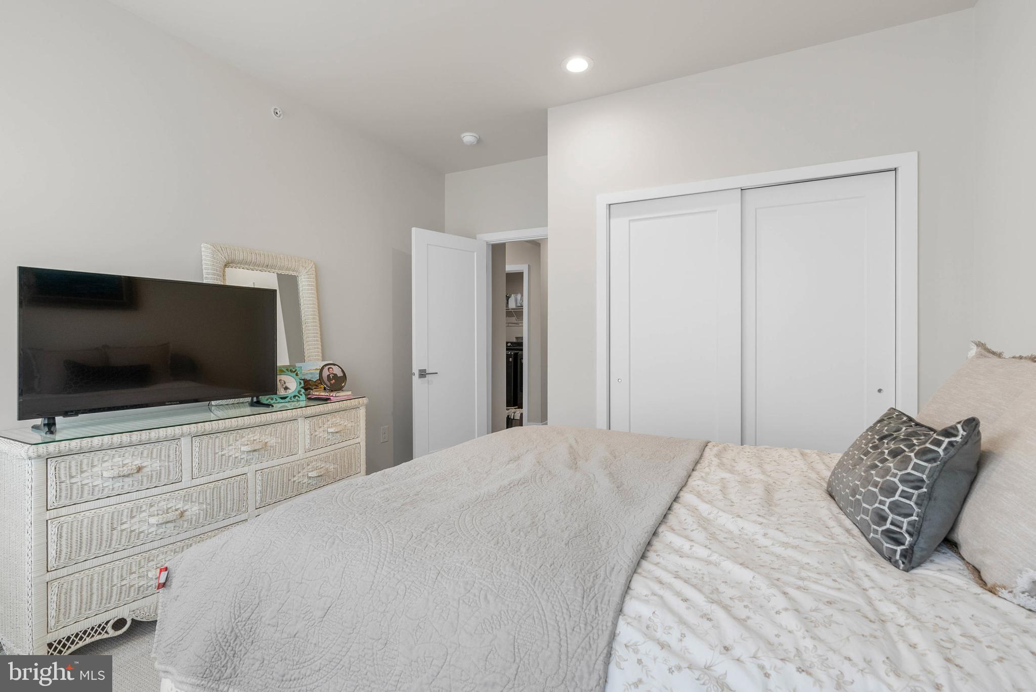 OVERLOOK AT TOWN CENTER - Residential