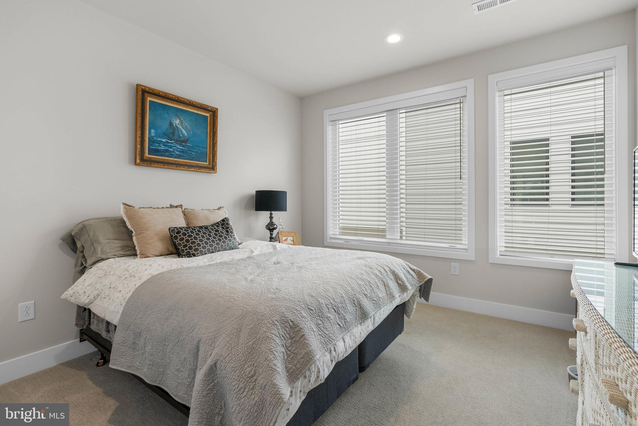 OVERLOOK AT TOWN CENTER - Residential