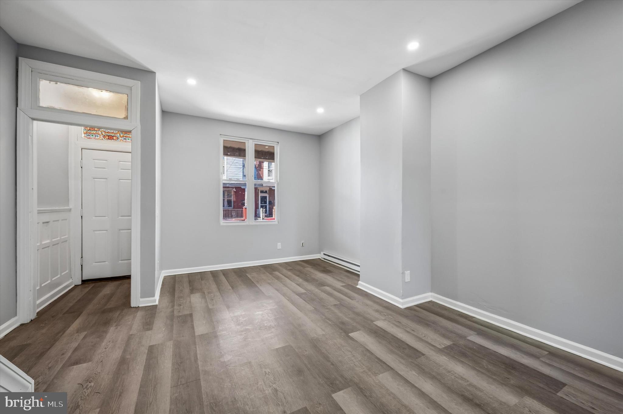 HARROWGATE - Residential