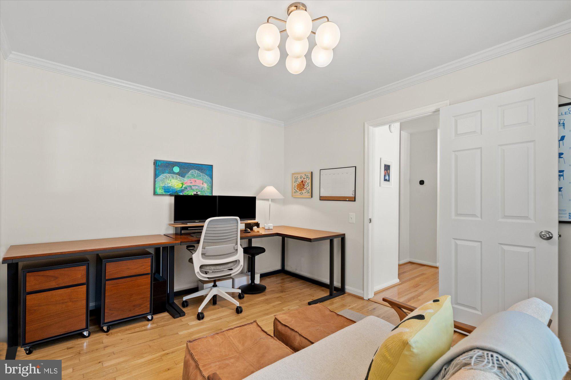 TUCKAHOE - Residential