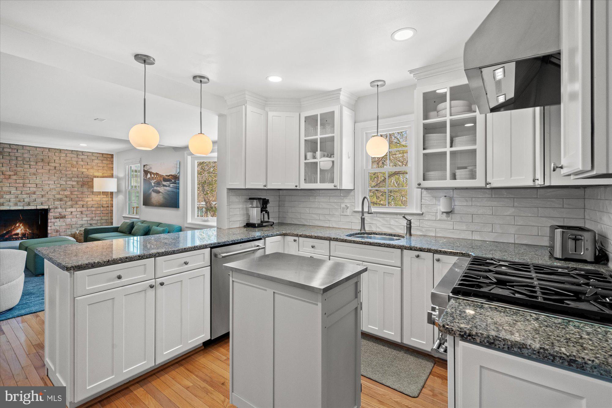 TUCKAHOE - Residential