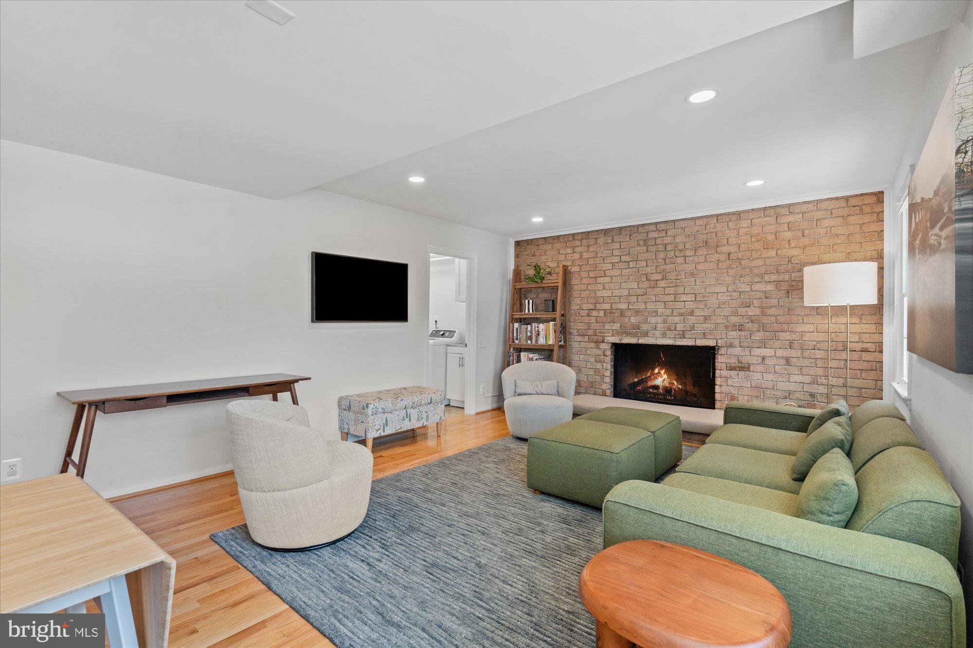 TUCKAHOE - Residential