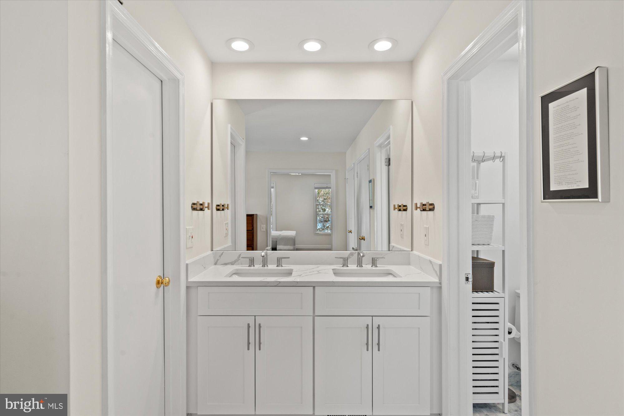 TUCKAHOE - Residential