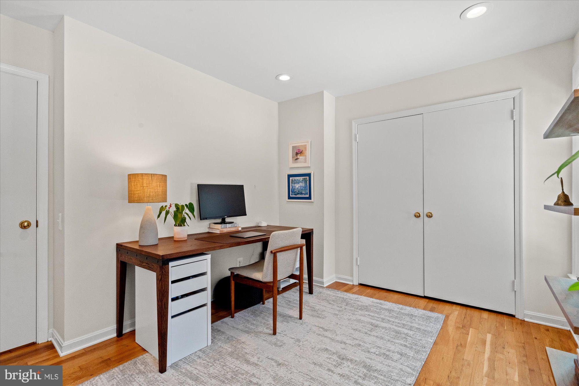 TUCKAHOE - Residential