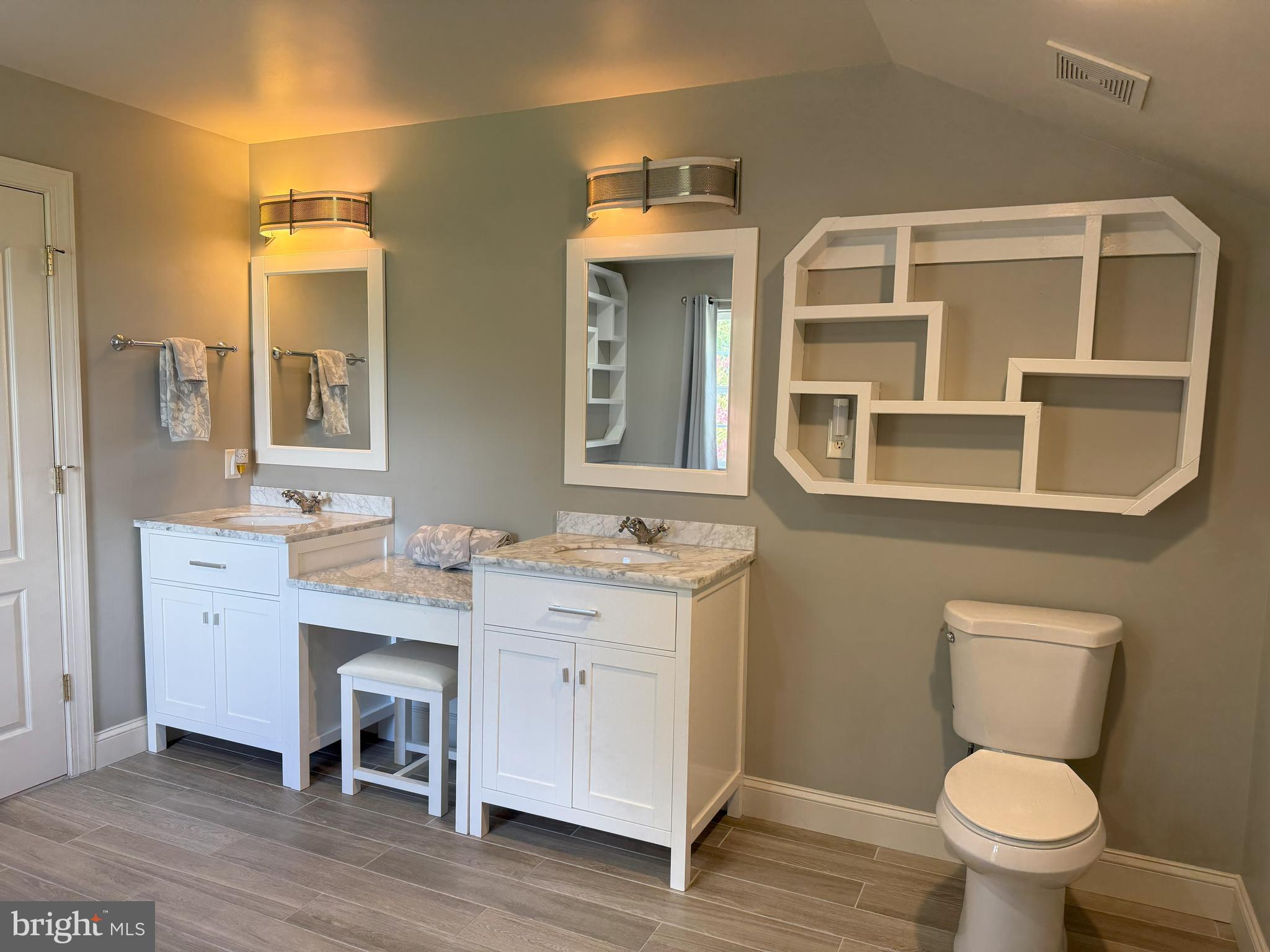 THE RIDGES II-PLAT EIGHT - Residential