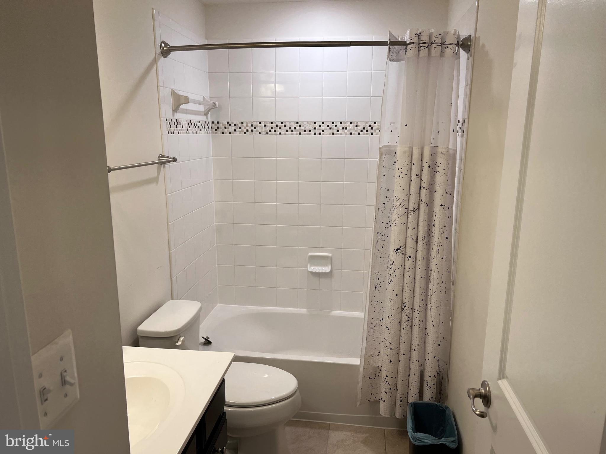 ROGERS FORD - Residential