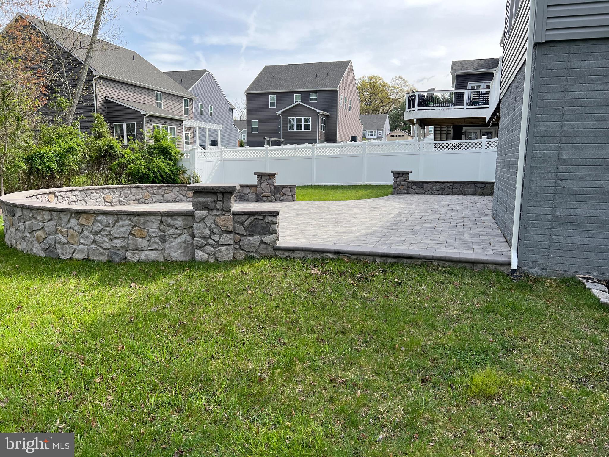 ROGERS FORD - Residential