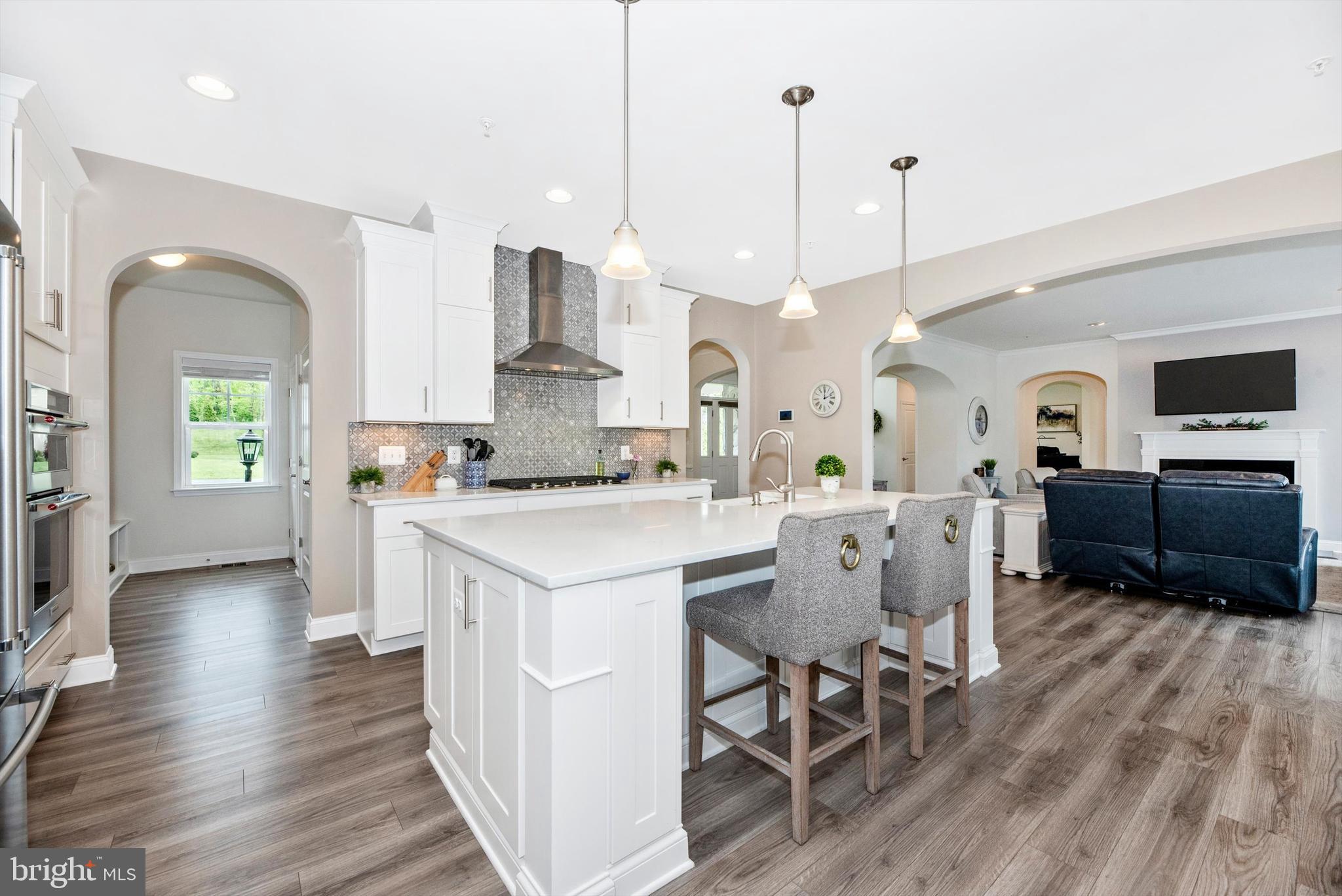 SPRING HOLLOW - Residential