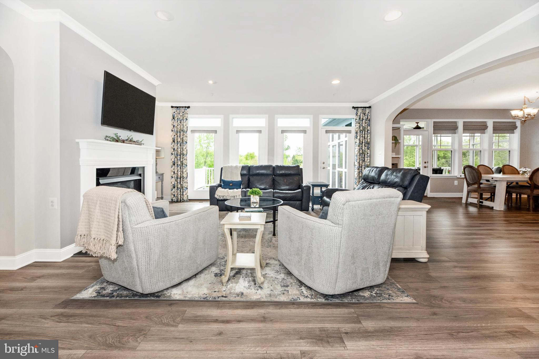 SPRING HOLLOW - Residential