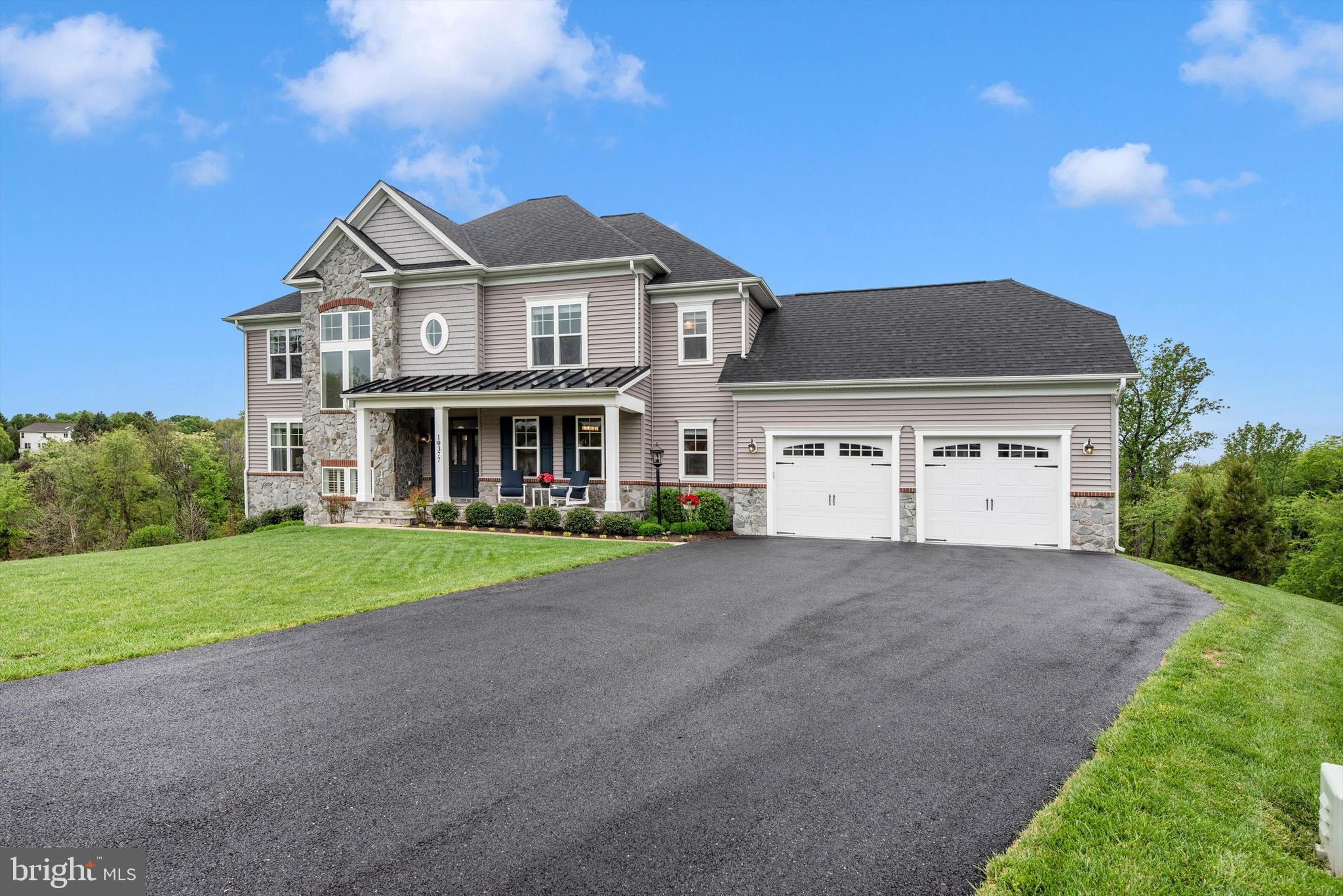 SPRING HOLLOW - Residential