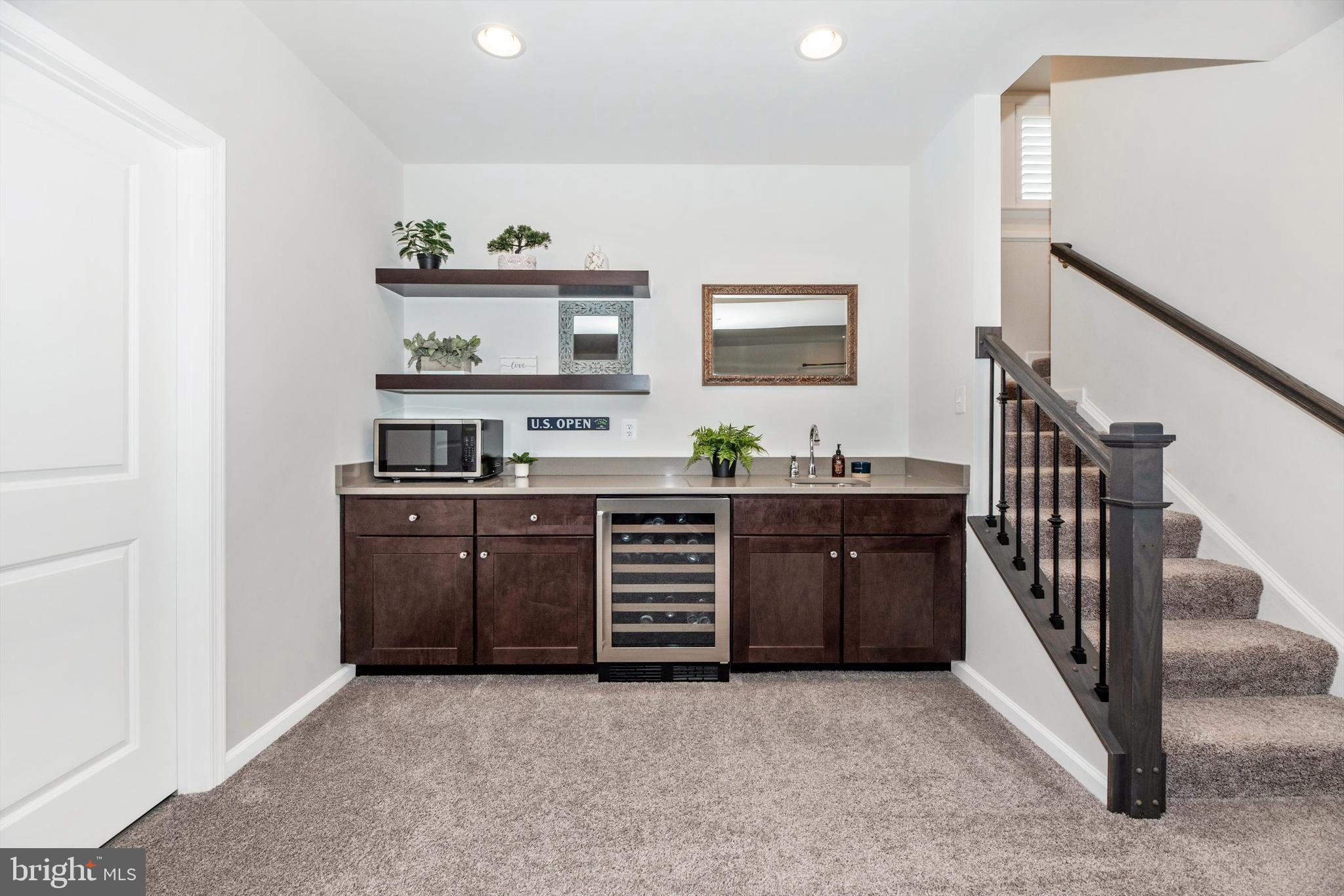 SPRING HOLLOW - Residential