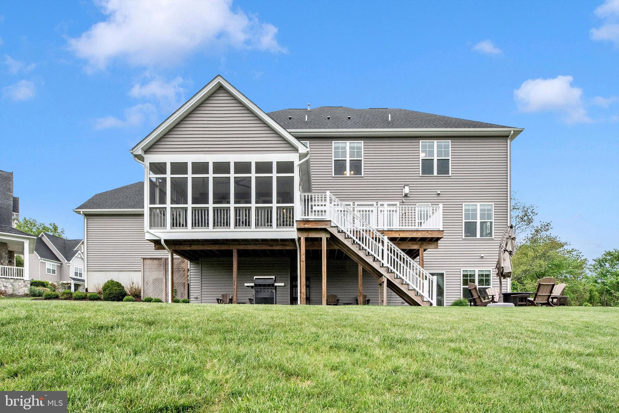 SPRING HOLLOW - Residential