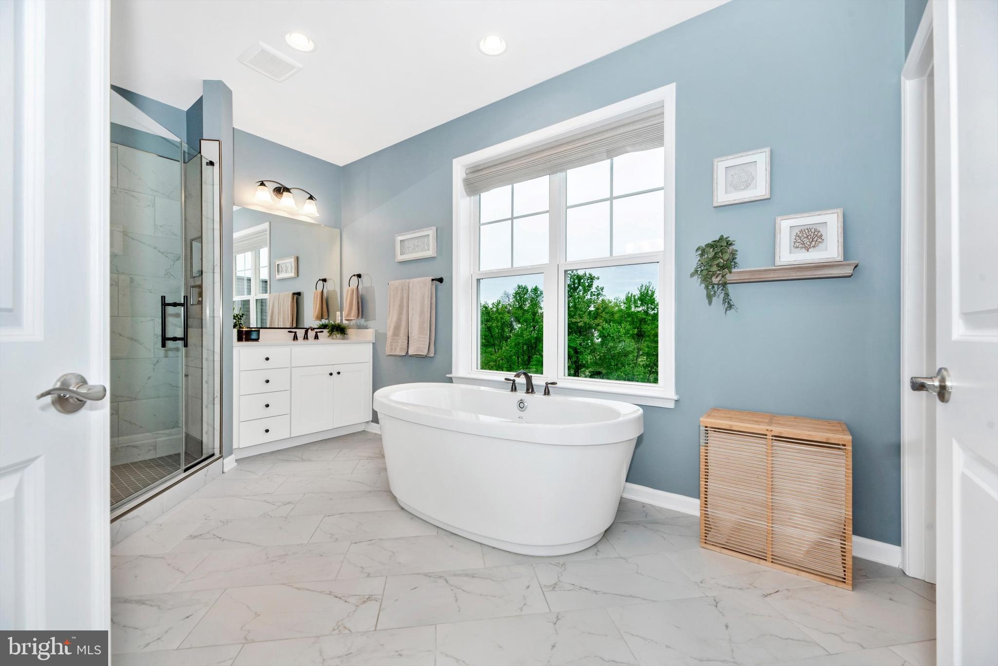 SPRING HOLLOW - Residential