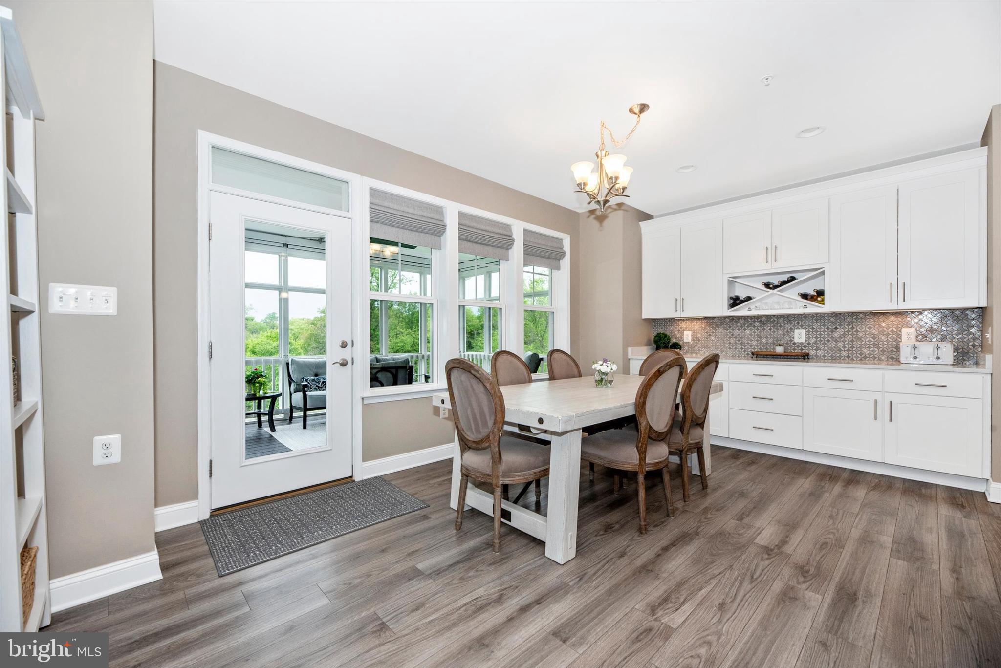 SPRING HOLLOW - Residential