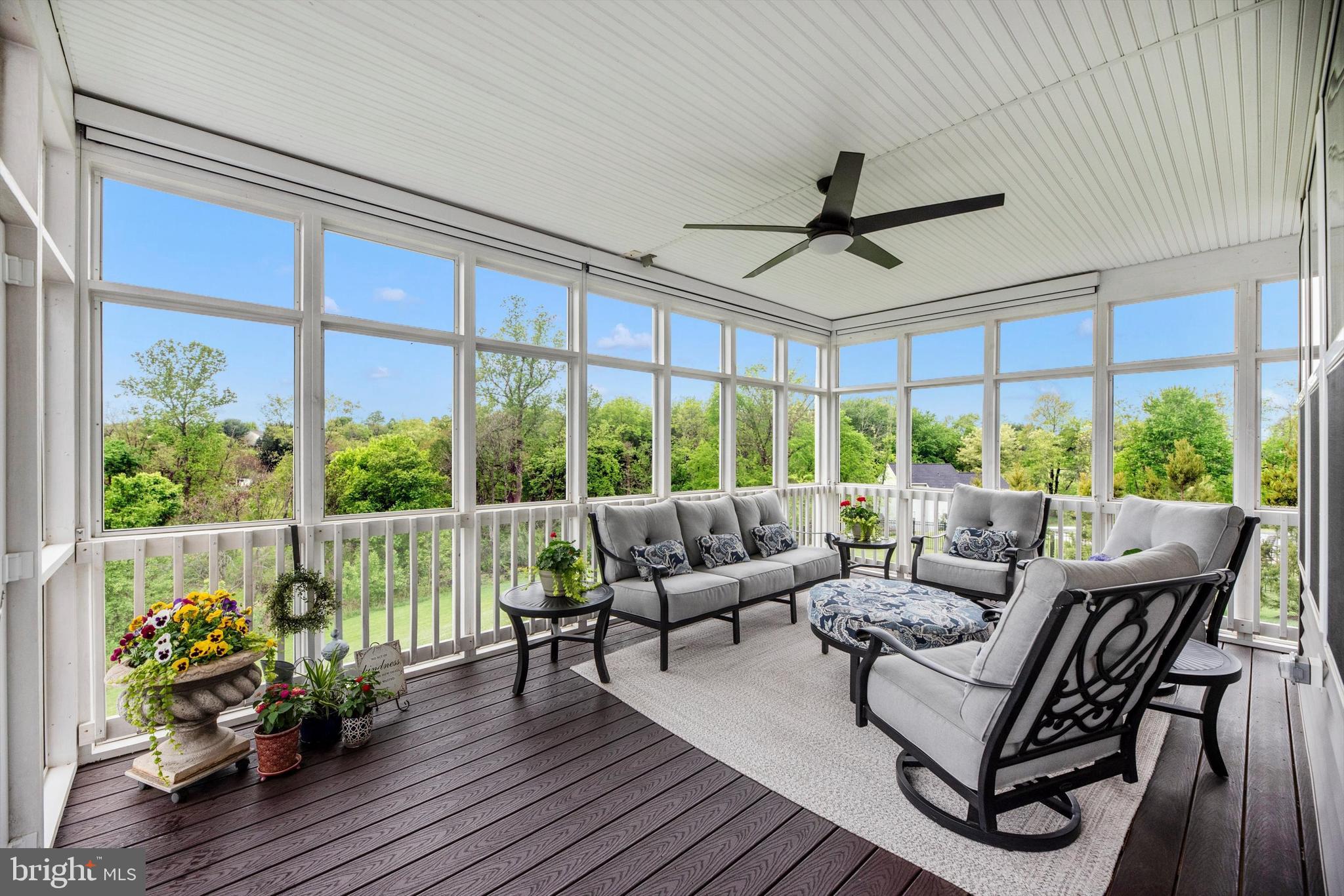SPRING HOLLOW - Residential