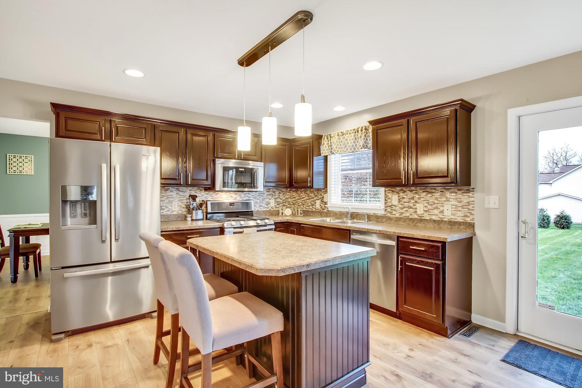 SHADOWBROOKE - Residential