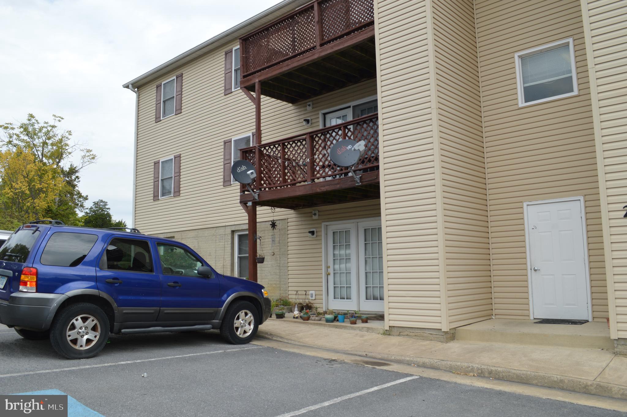 SIGNAL KNOB STATION - Residential Lease