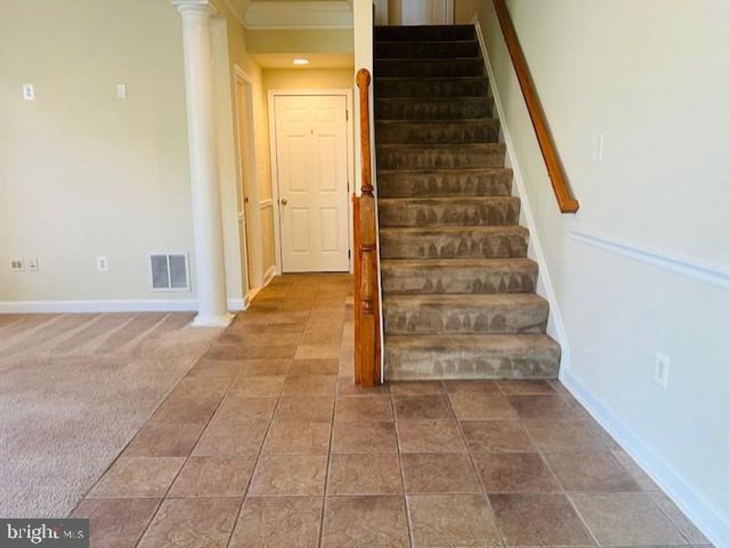 Photo of 740 Collington Court, WOODBRIDGE, VA 22191 (MLS # VAPW2106394)