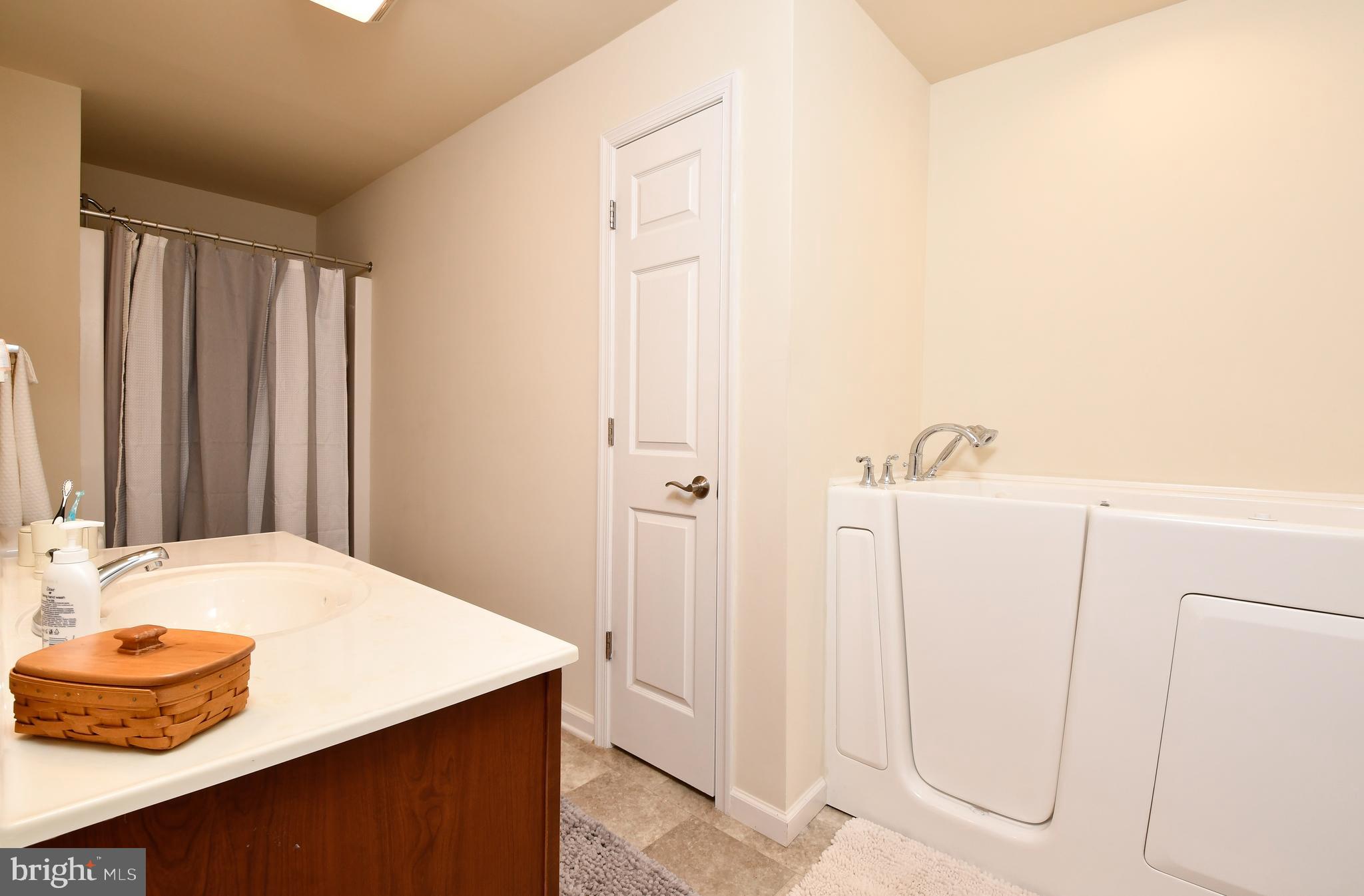 GREEN ACRES - Residential