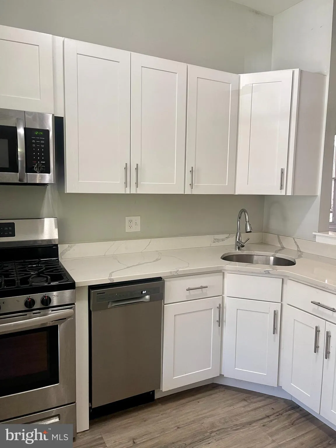 Philadelphia, Pennsylvania 19143, United States, 6 Bedrooms Bedrooms, ,Residential,Active,107268