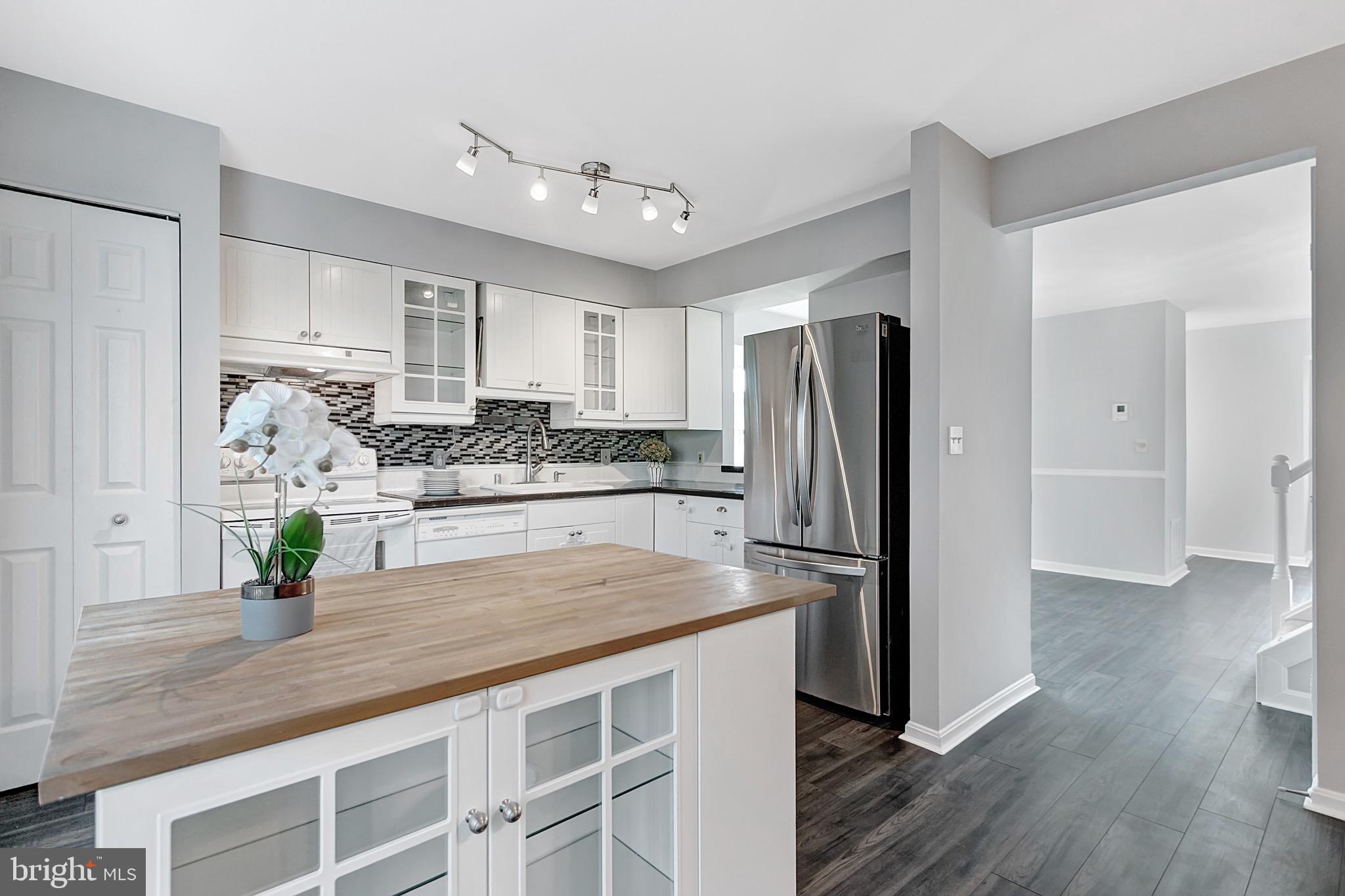 PARKVIEW TRAIL - Residential