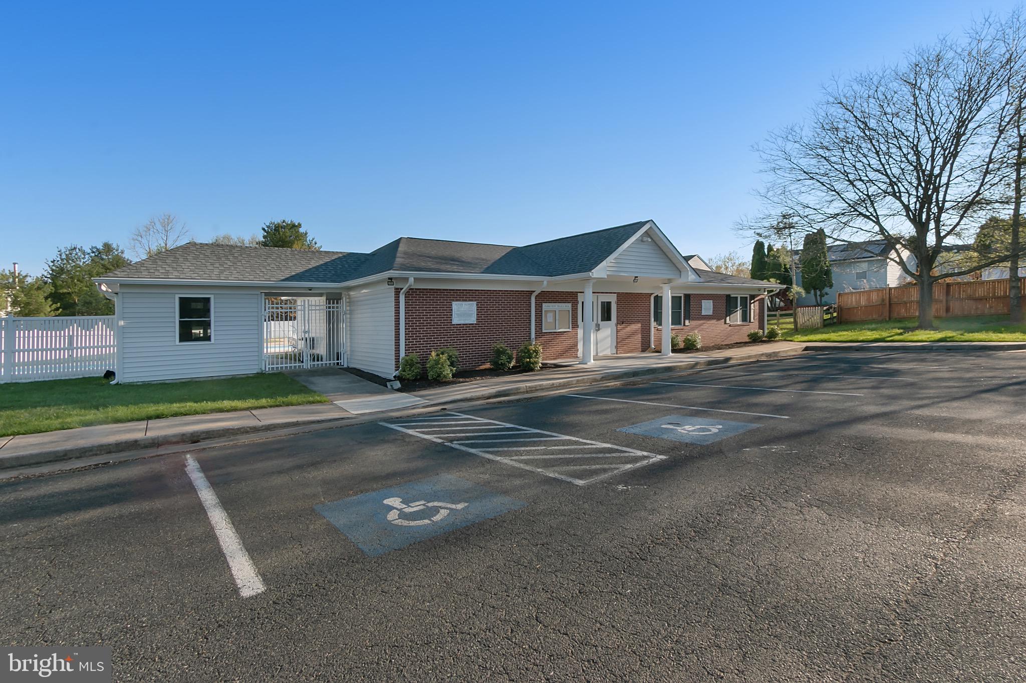 PARKVIEW TRAIL - Residential