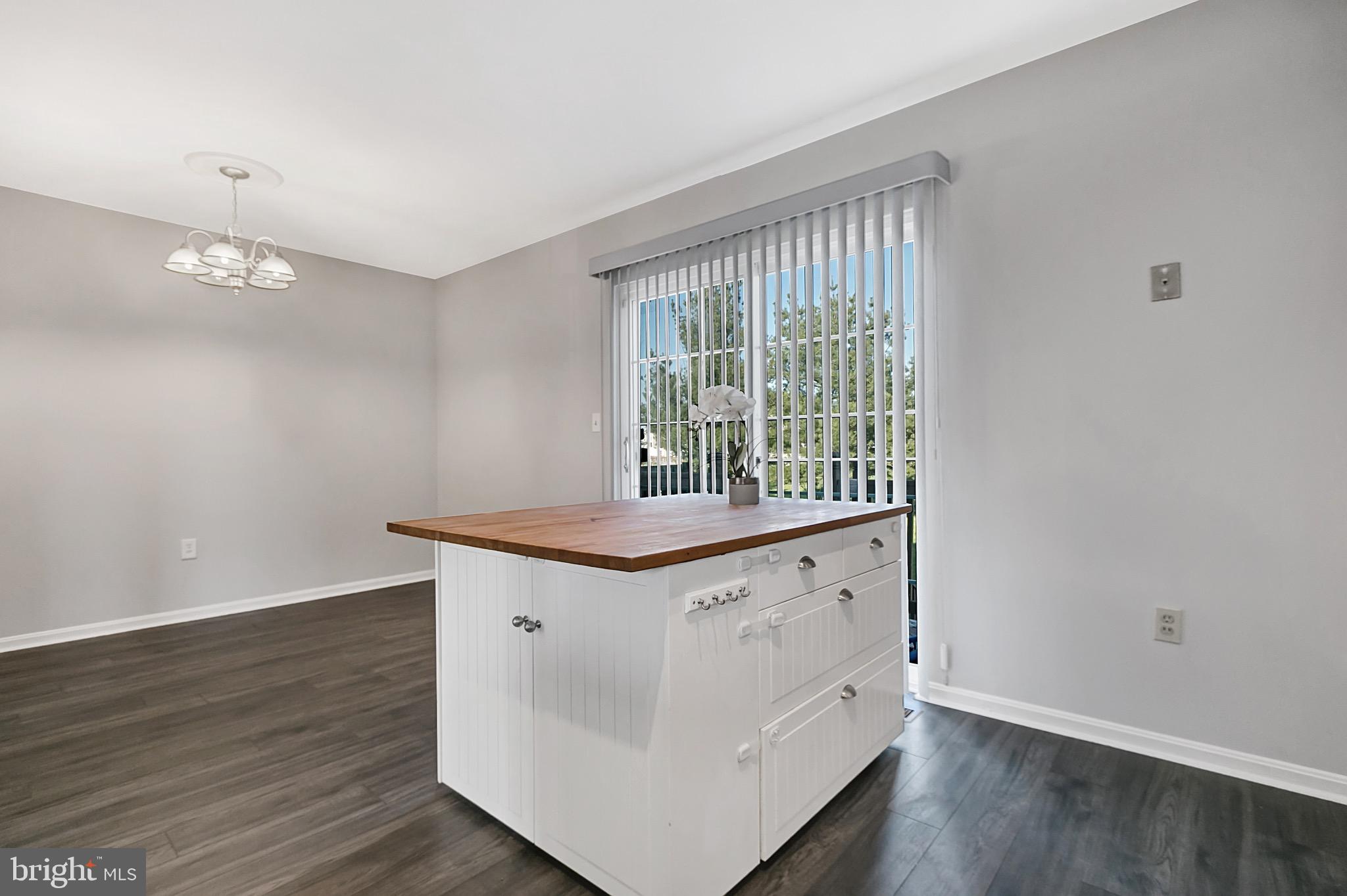 PARKVIEW TRAIL - Residential