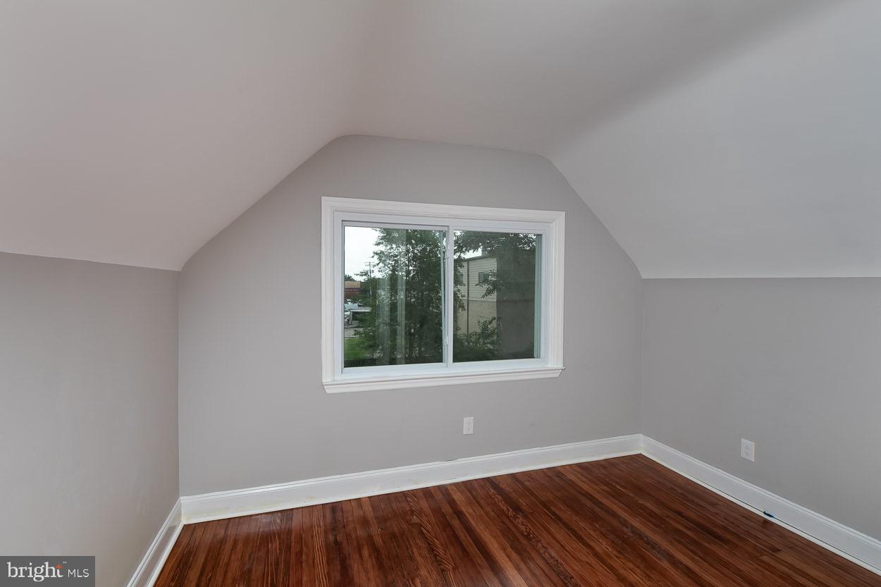 REISTERSTOWN PLAZA - Residential