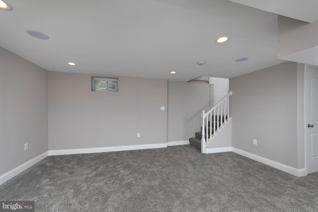 REISTERSTOWN PLAZA - Residential