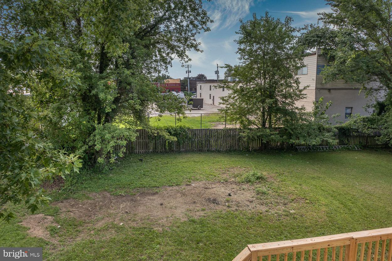 REISTERSTOWN PLAZA - Residential