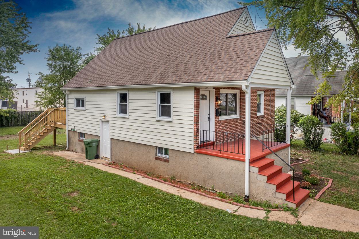 REISTERSTOWN PLAZA - Residential