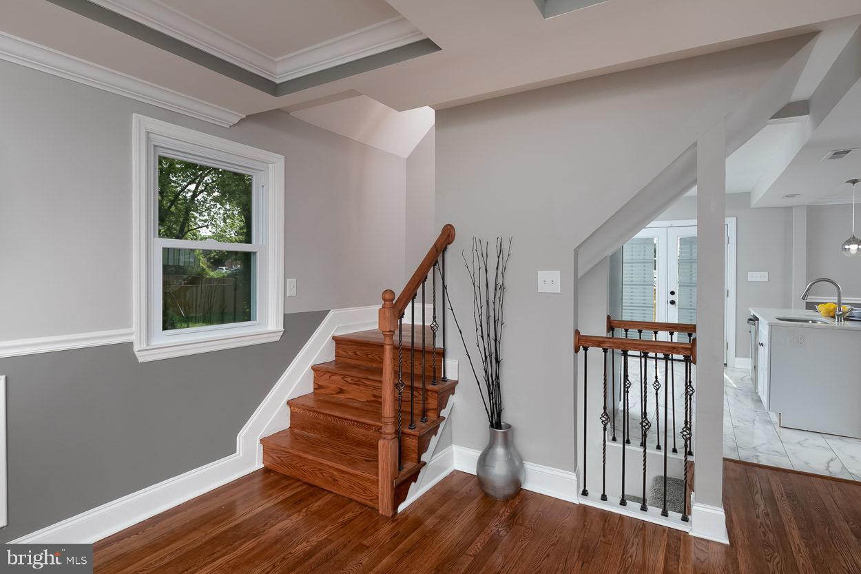 REISTERSTOWN PLAZA - Residential