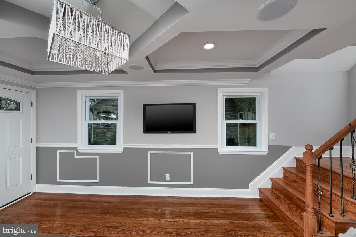 REISTERSTOWN PLAZA - Residential