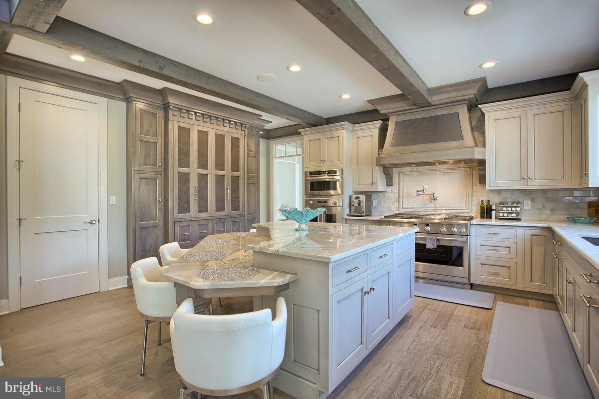 GLENDALE ESTATES - Residential