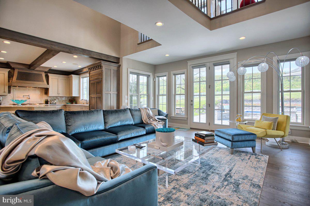 GLENDALE ESTATES - Residential