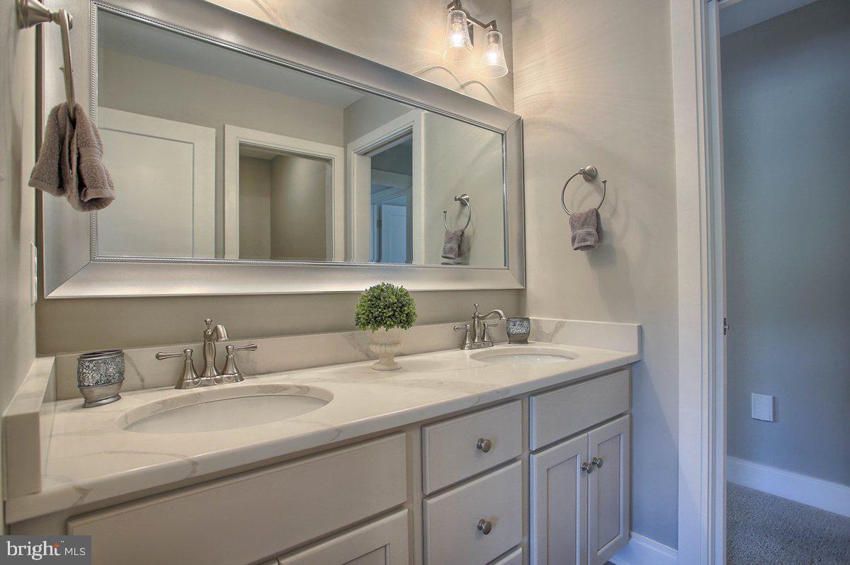 GLENDALE ESTATES - Residential