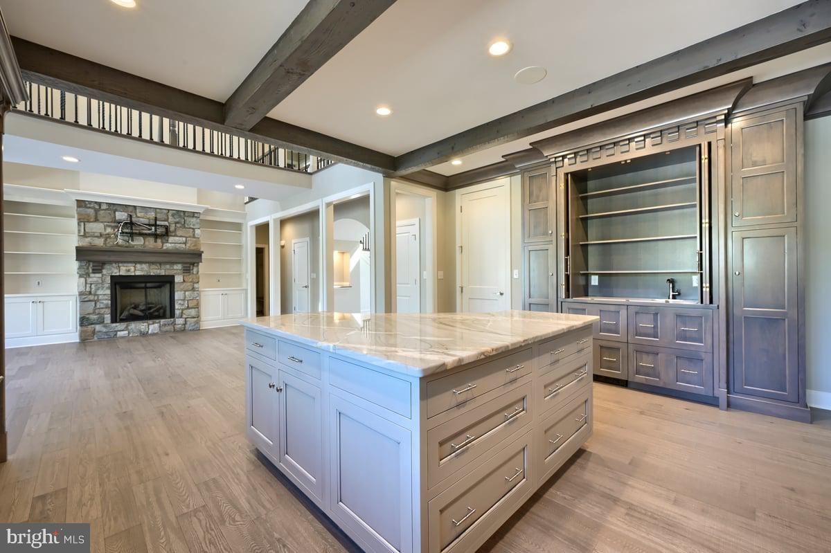 GLENDALE ESTATES - Residential