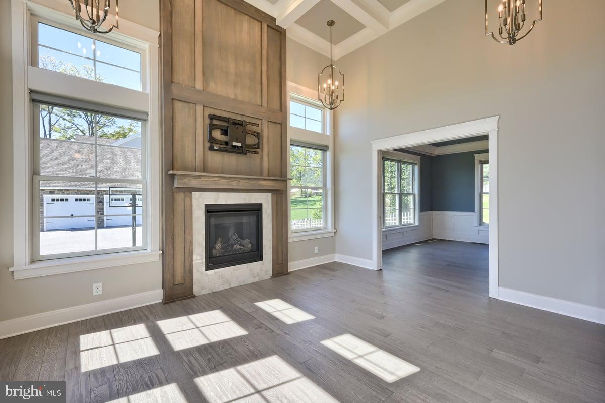 GLENDALE ESTATES - Residential