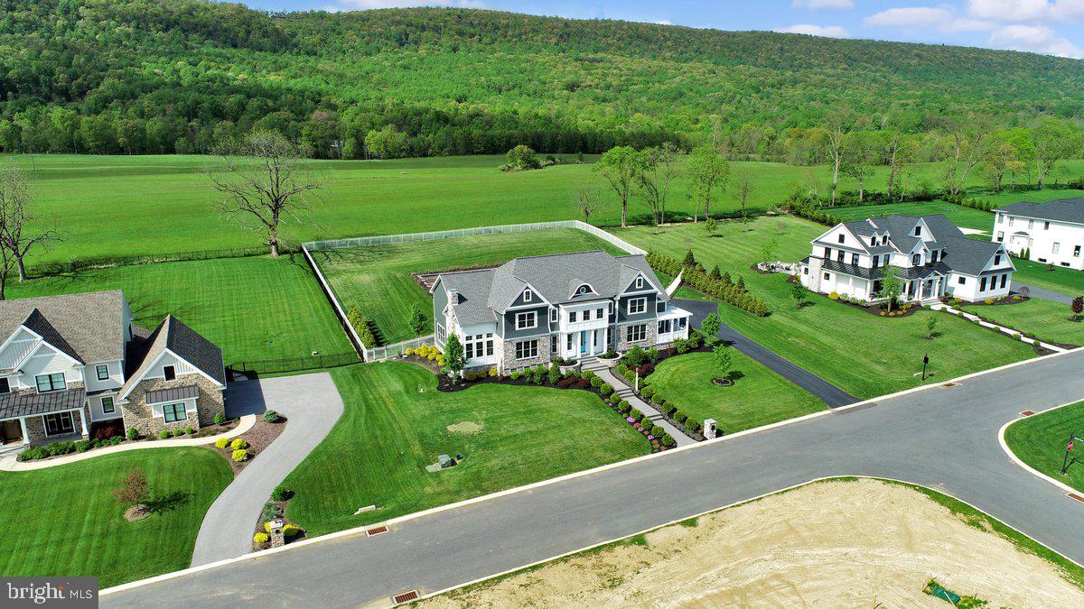 GLENDALE ESTATES - Residential